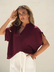 Blusa Fluída Gola Aberta