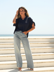 Blusa Fluída Gola Aberta