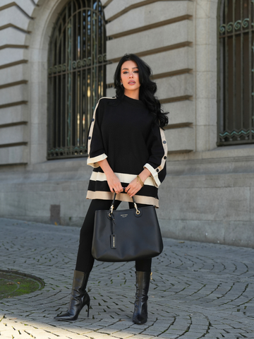 Camisola com Botões e Detalhes Contrastantes