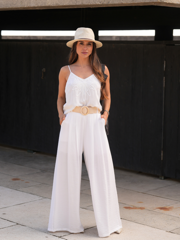 Calças Wide Leg Cintura Alta com Fivela