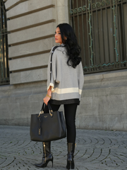 Camisola com Botões e Detalhes Contrastantes