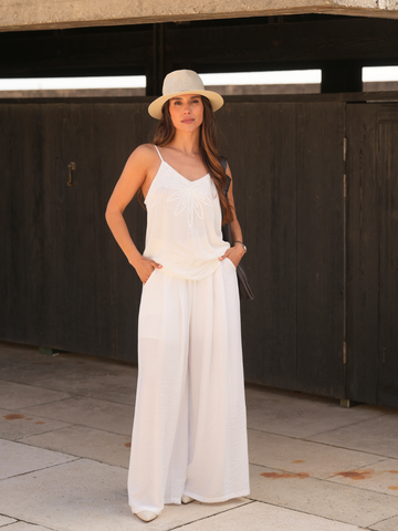 Calças Wide Leg Cintura Alta com Fivela
