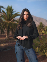 Jeans Wide Leg com Aplicações Florais