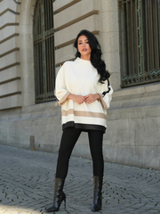 Camisola com Botões e Detalhes Contrastantes