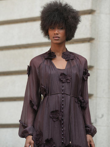 Vestido Longo Texturado com Flores 3D | Spaccio by Cristina