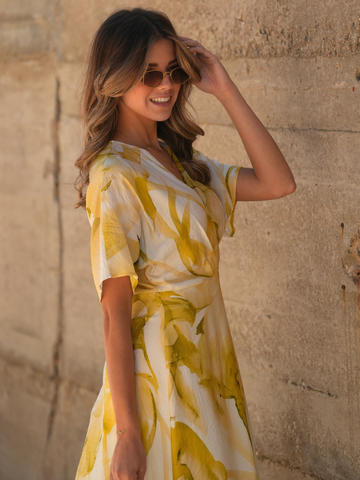 Vestido estamapado assimétrico