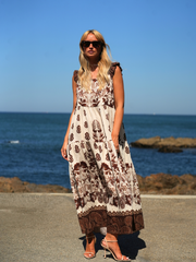 Vestido longo estampado laçada ajustável