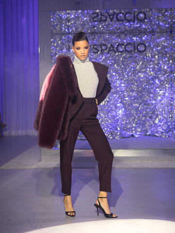 Calças Cintura Subida com Cinto | SPACCIO BY CRISTINA