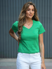 T-shirt básica gola v | spaccio by cristina