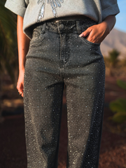 Jeans com Strass Aplicados