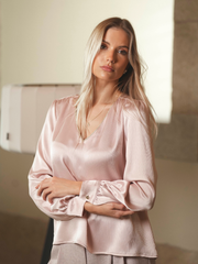 Blusa com pormenor fio glow