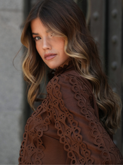 Blusa Bordada com Gola Subida | SPACCIO by Cristina