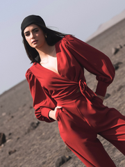 Conjunto Sahar: blusa + calças