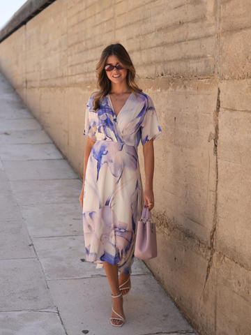 Vestido estamapado assimétrico