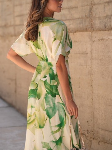 Vestido estamapado assimétrico