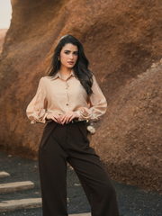 Blusa Romântica com Aplicação de Flor