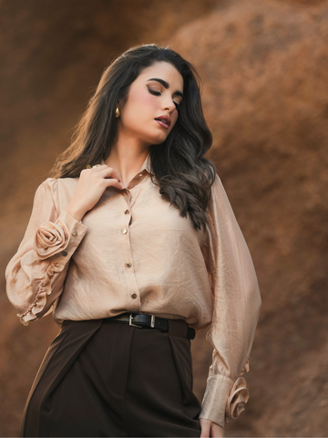 Blusa Romântica com Aplicação de Flor