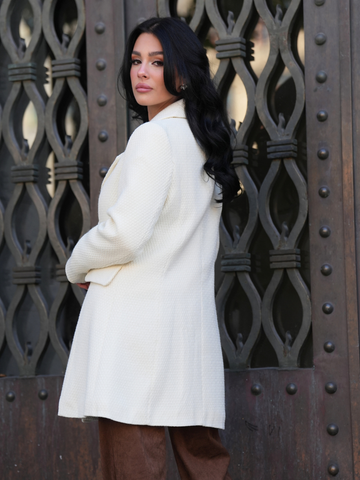 Casaco Estruturado Branco em Tecido Texturizado