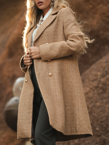 Casaco Texturado com Botões Dourados
