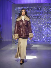 Casaco Efeito Pele com Cinto e Pormenores em Pelo | Spaccio by Cristina