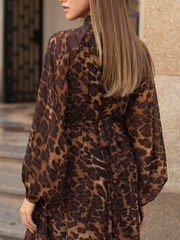 Vestido comprido animal print com manga larga