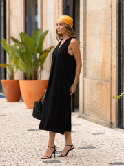 Vestido fluido decote V