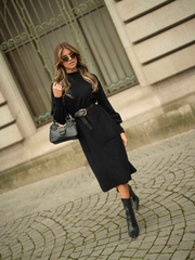 Vestido de malha oversized bolsos