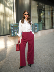 High-waisted trousers with side detail