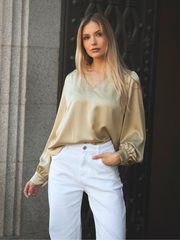 Blusa com pormenor fio glow