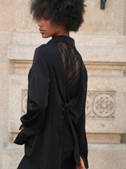 Camisa com aplicação de renda | Spaccio by cristina