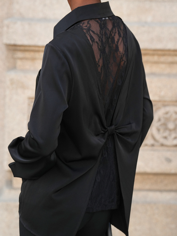 Camisa com aplicação de renda | Spaccio by cristina
