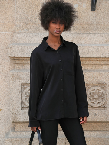 Camisa com aplicação de renda | Spaccio by cristina