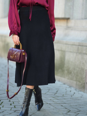 Plain knit skirt