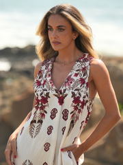 Vestido Midi Estampado com Bolsos