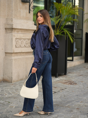 Jeans com aplicação de pedras