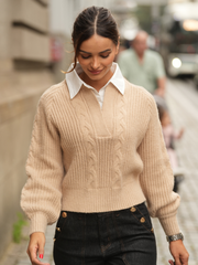 Jersey de punto combinado con cuello camisero incorporado