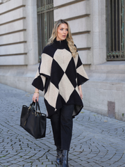Poncho oversize Argyle com Fecho
