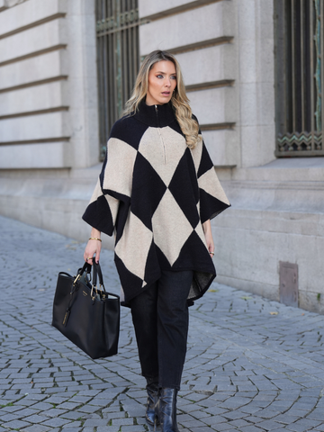 Poncho oversize Argyle com Fecho