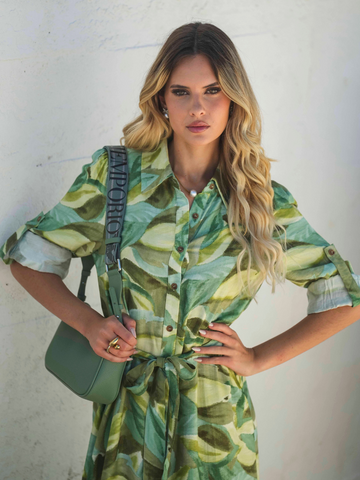 Vestido estilo camiseiro jungle